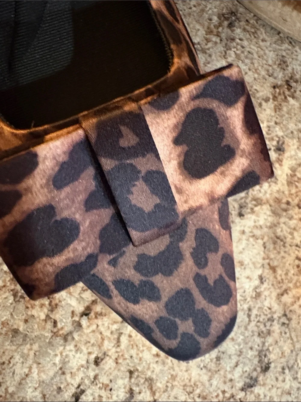 Anne Klein Leopard Print Pointed Toe Bow Heels - Brown & Black